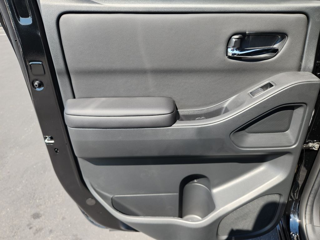 2026 Nissan Frontier