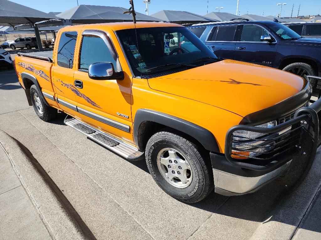 Used 2000 Chevrolet Silverado 1500 4 Door Cab; Extended Truck