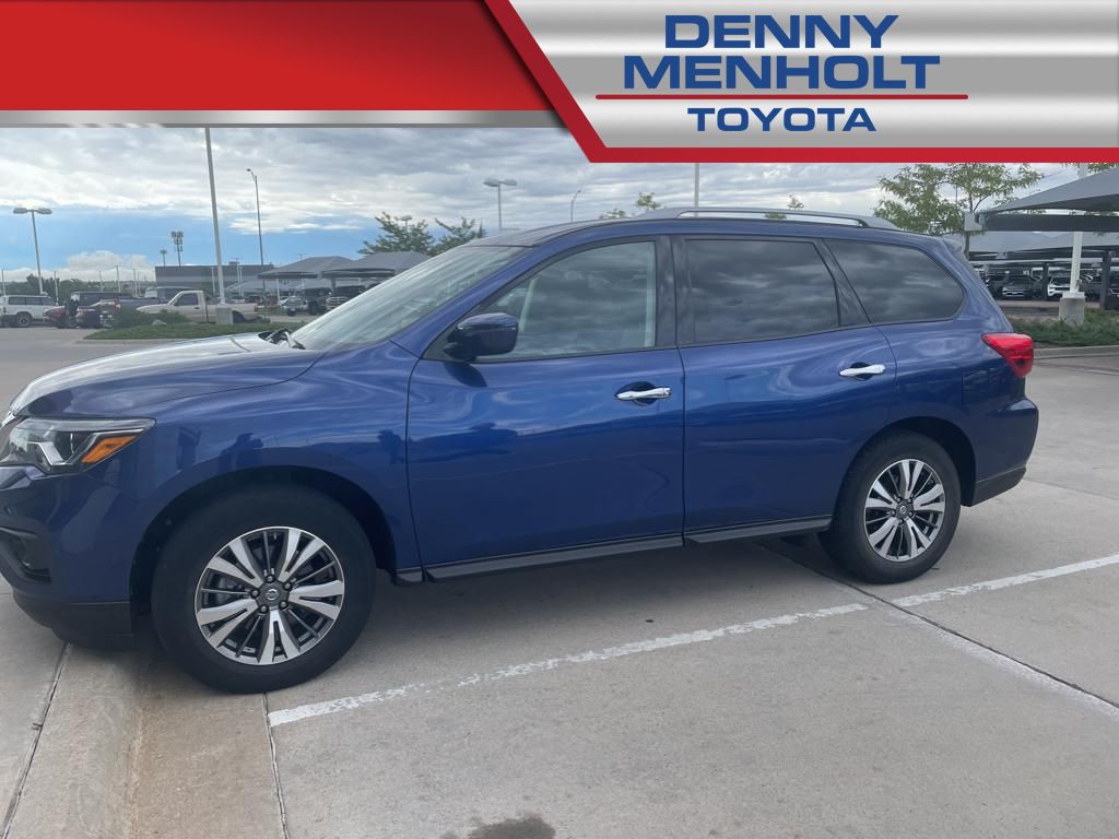 Used 2018 Nissan Pathfinder SV SUV