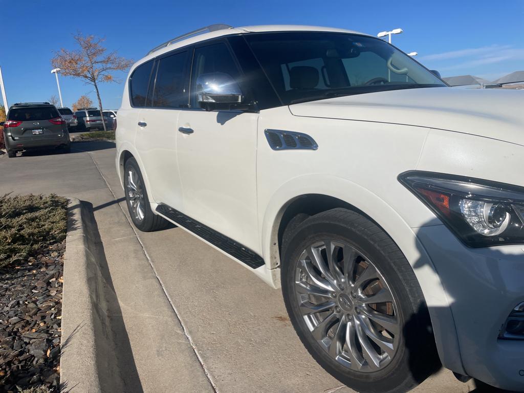 2017 INFINITI QX80