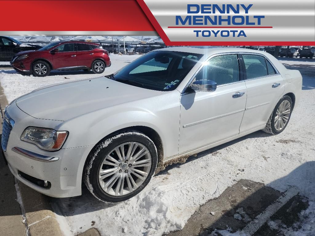 Used 2011 Chrysler 300 LIMI Car