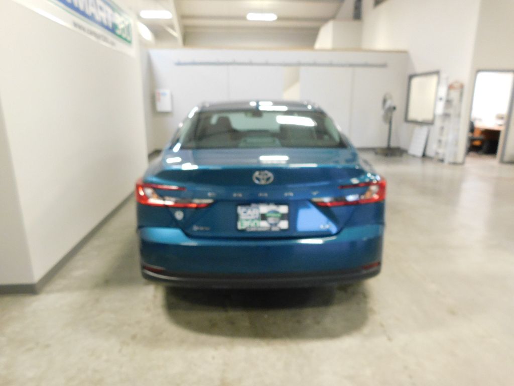 2025 Toyota Camry Hybrid