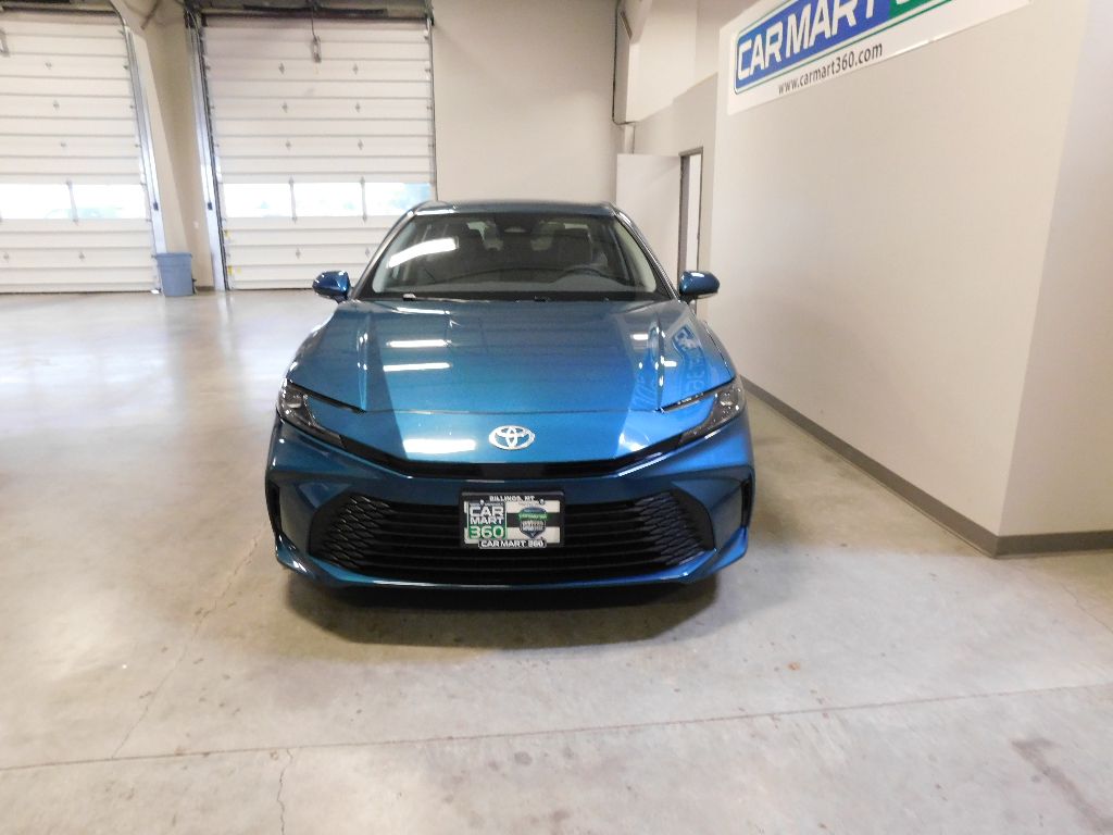 2025 Toyota Camry Hybrid