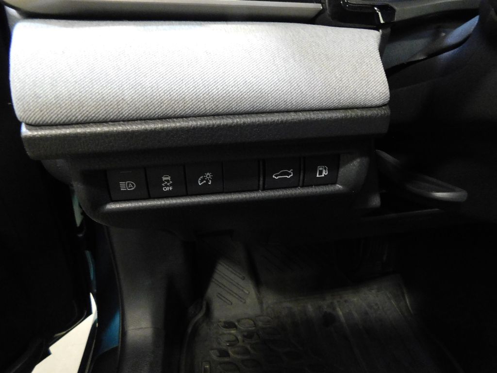 2025 Toyota Camry Hybrid