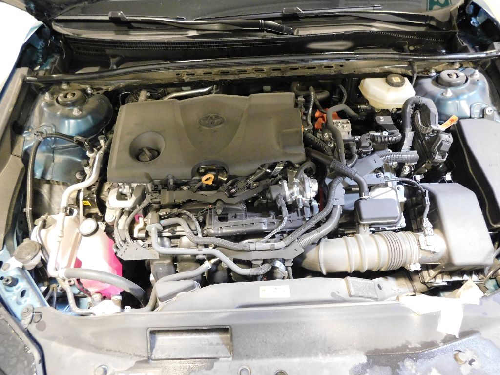 2025 Toyota Camry Hybrid