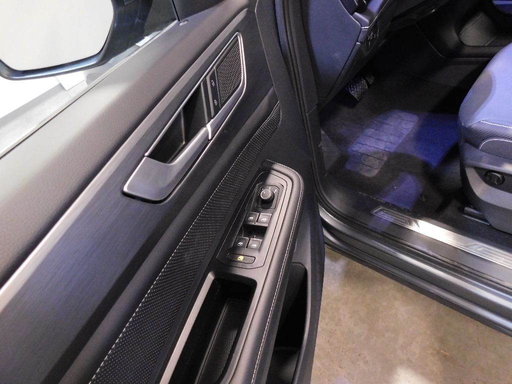 2025 Volkswagen Atlas Cross Sport