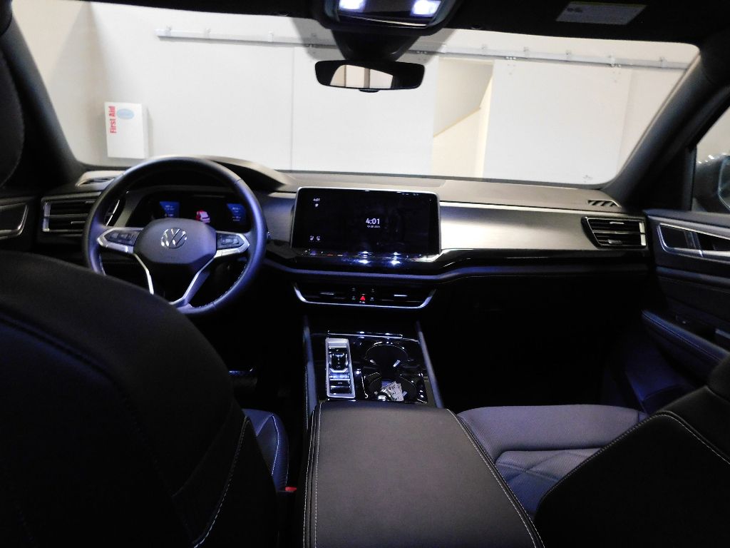 2025 Volkswagen Atlas Cross Sport