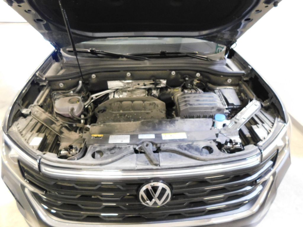 2025 Volkswagen Atlas Cross Sport