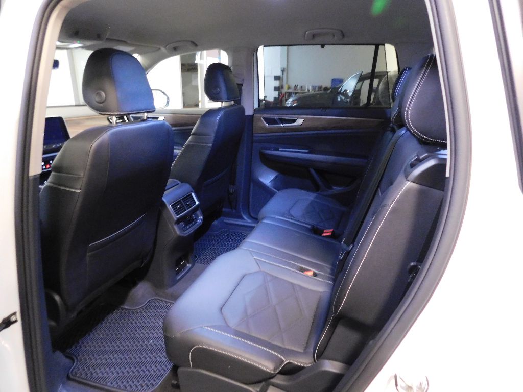 2025 Volkswagen Atlas