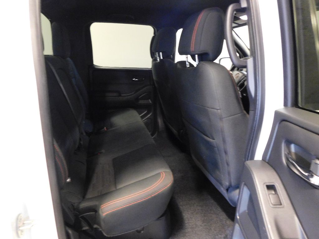 2024 Nissan Frontier