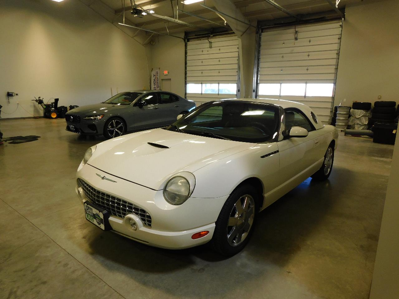 2002 Ford Thunderbird