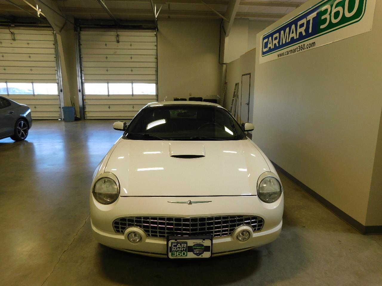 2002 Ford Thunderbird