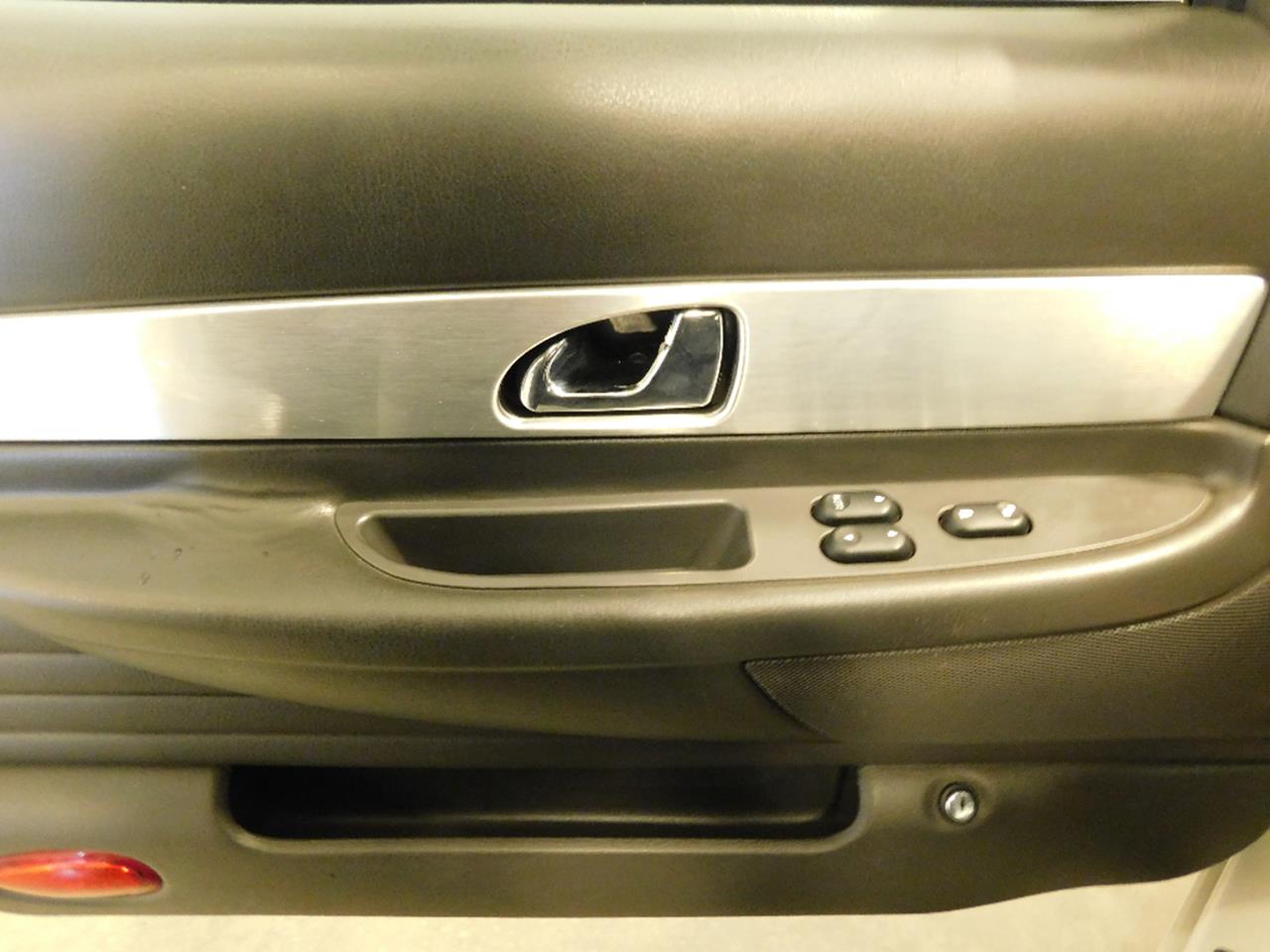 2002 Ford Thunderbird