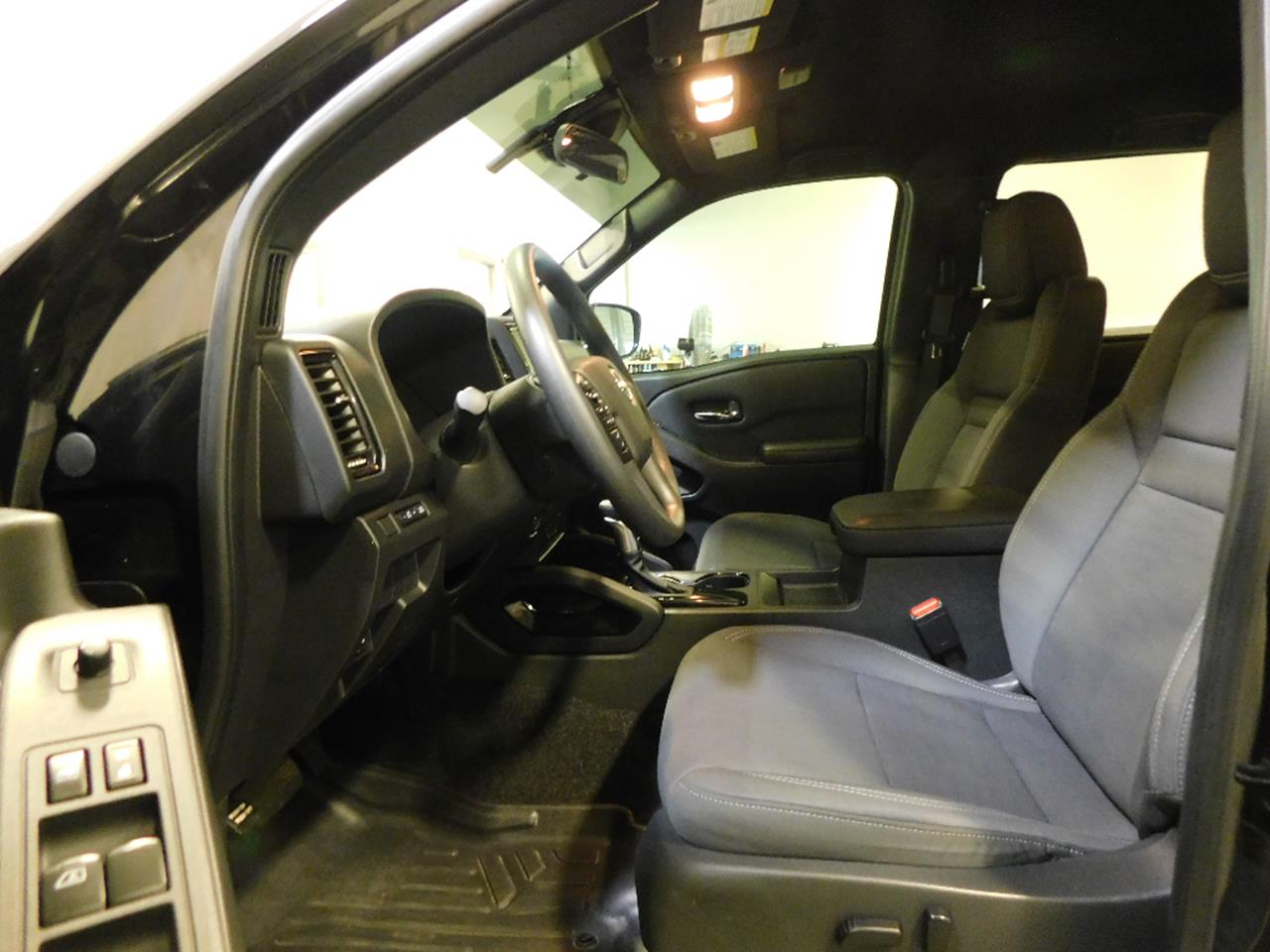 2023 Nissan Frontier