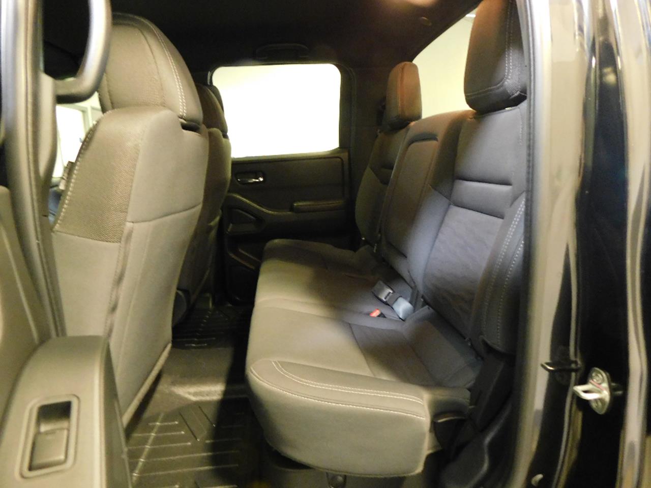 2023 Nissan Frontier