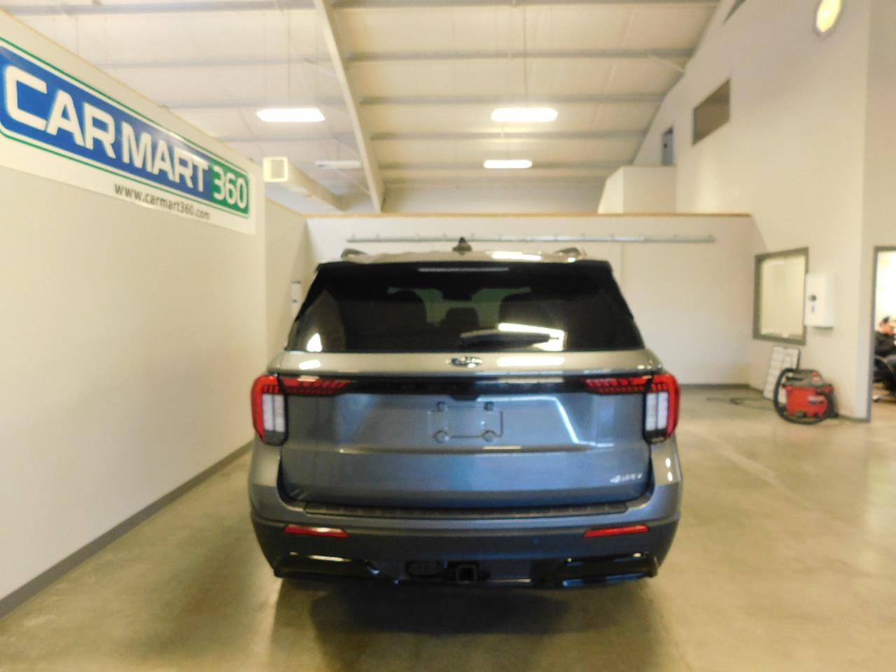 2025 Ford Explorer