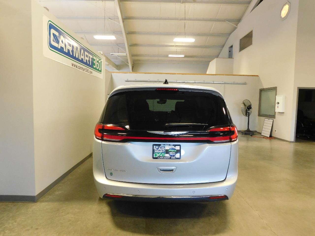 2024 Chrysler Pacifica