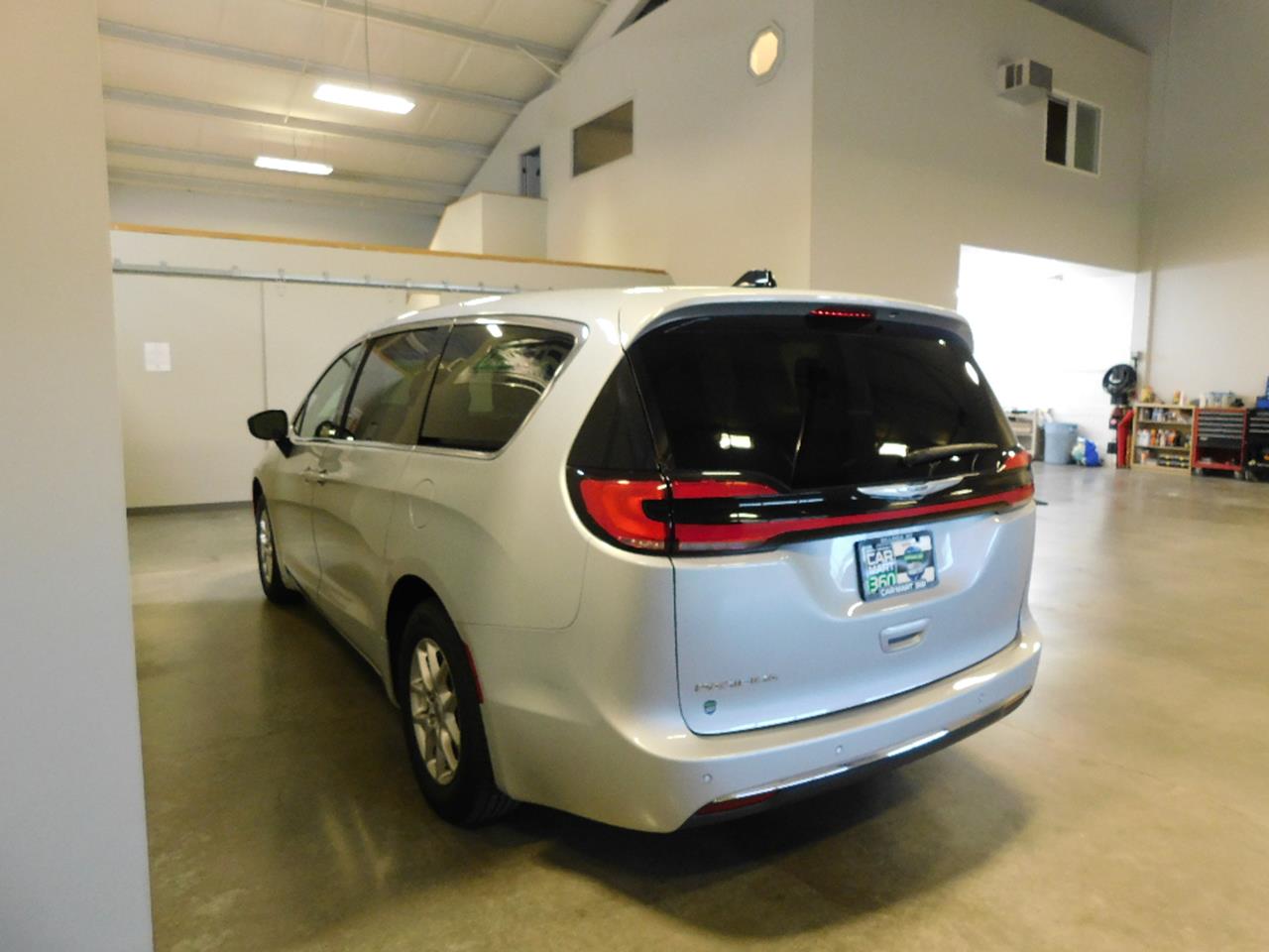 2024 Chrysler Pacifica