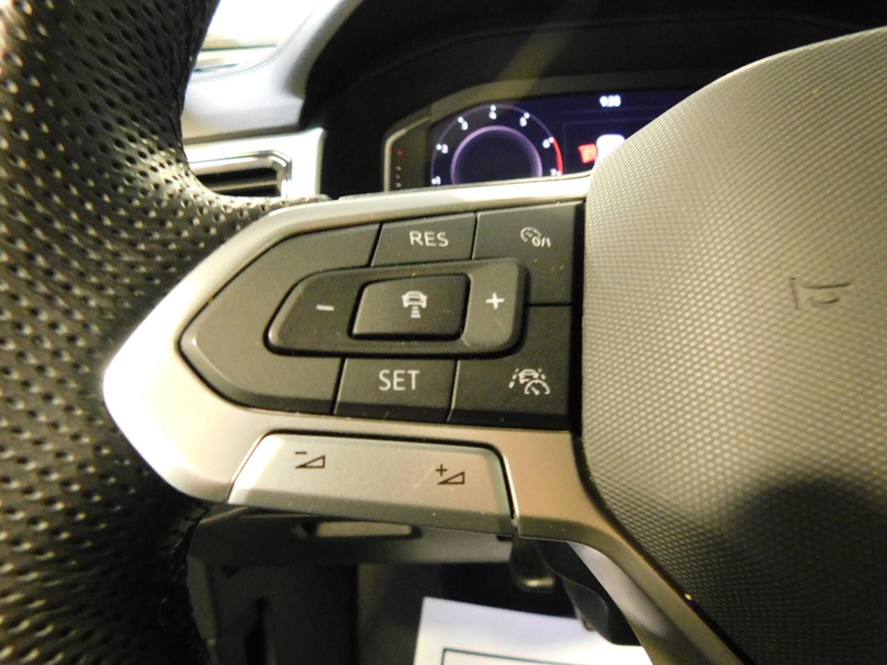2023 Volkswagen Atlas Cross Sport