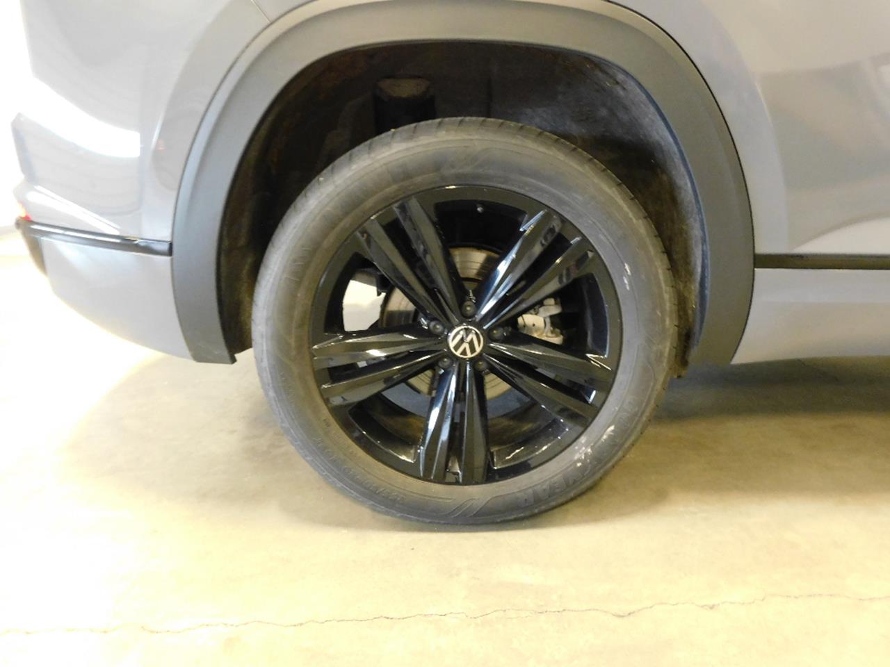 2023 Volkswagen Atlas Cross Sport
