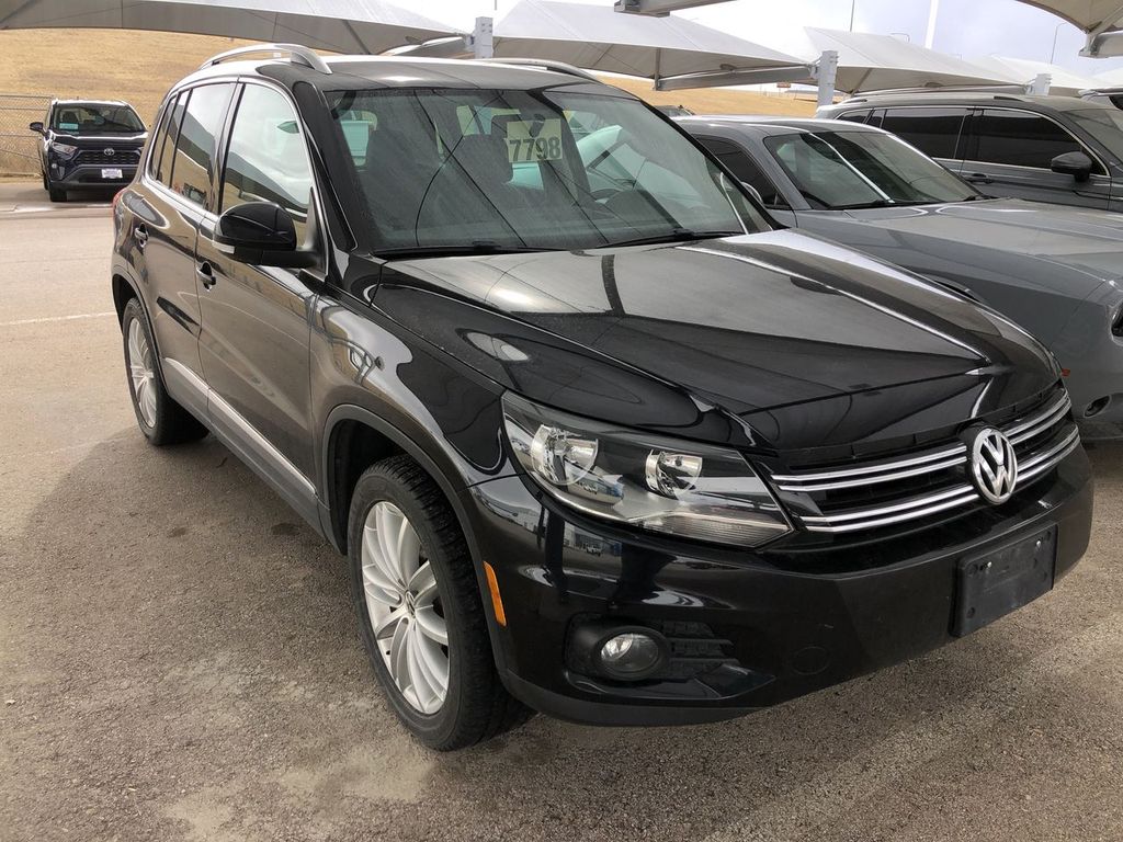 Used 2014 Volkswagen Tiguan SE SUVs