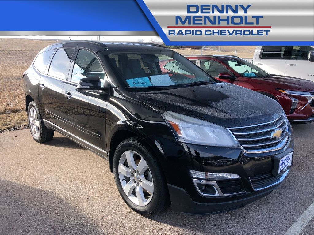 Used 2017 Chevrolet Traverse LT SUV