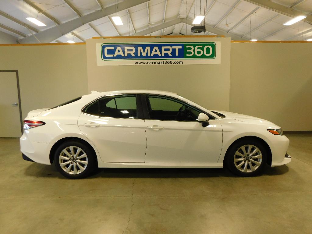Used 2020 Toyota Camry LE Car