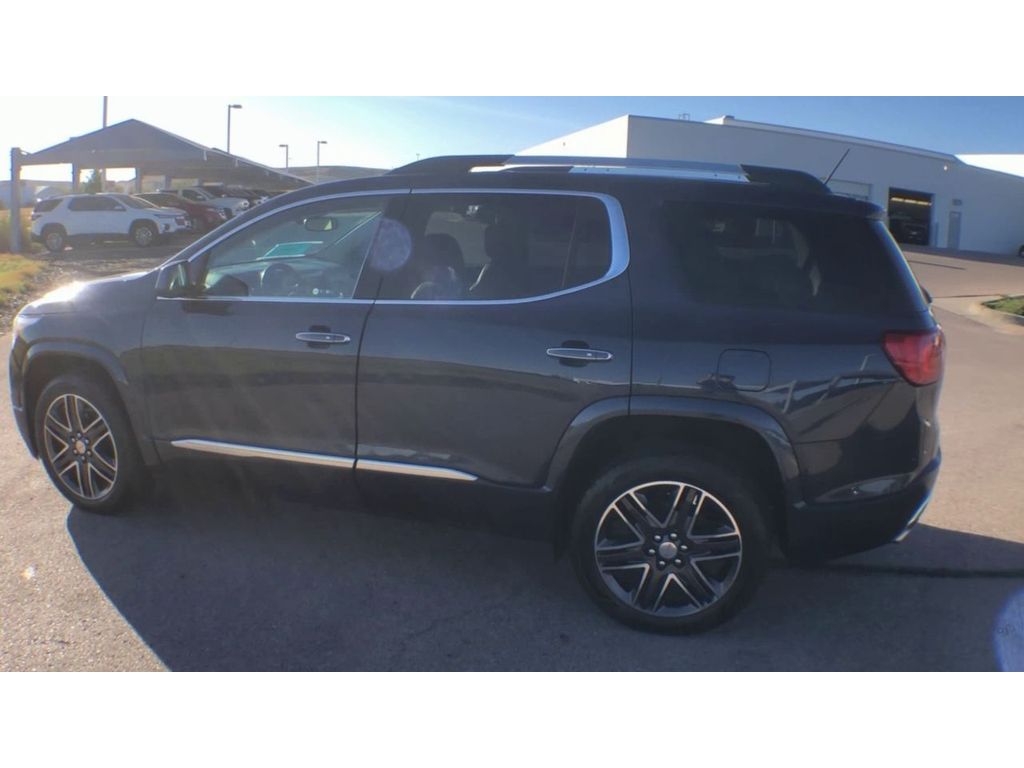 2018 GMC Acadia