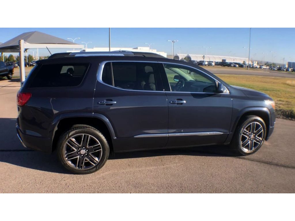 2018 GMC Acadia