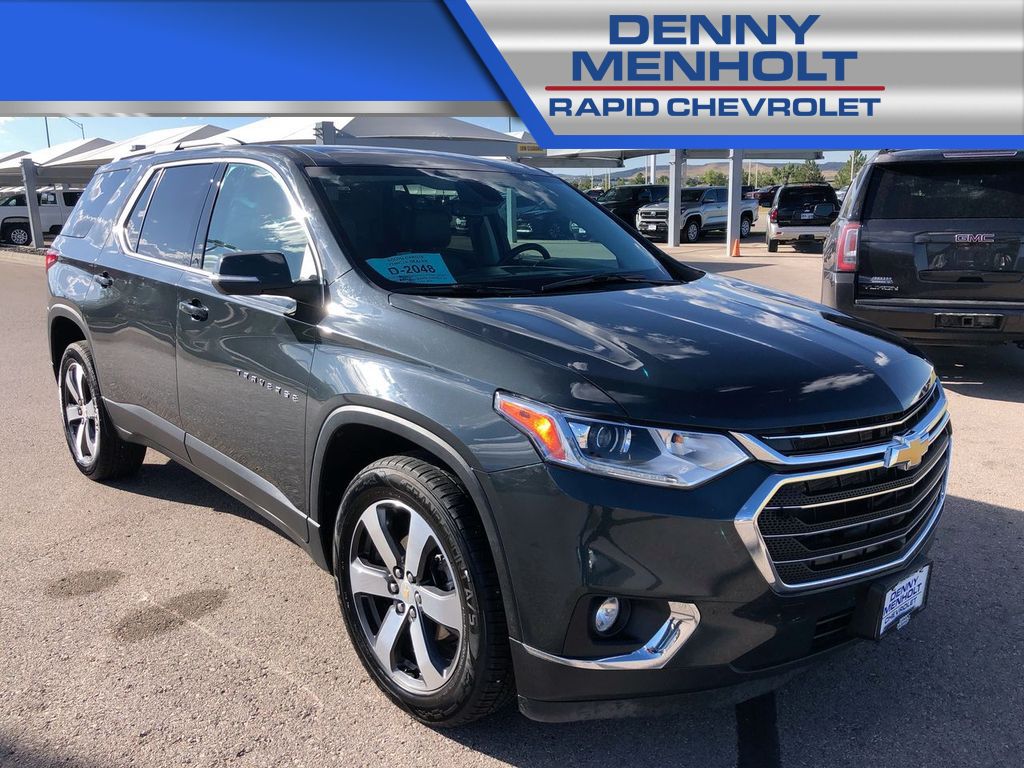 Used 2021 Chevrolet Traverse LT  SUV