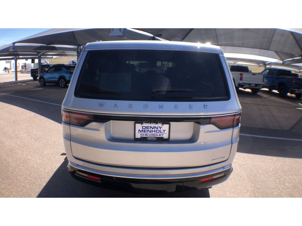 2024 Jeep Wagoneer L