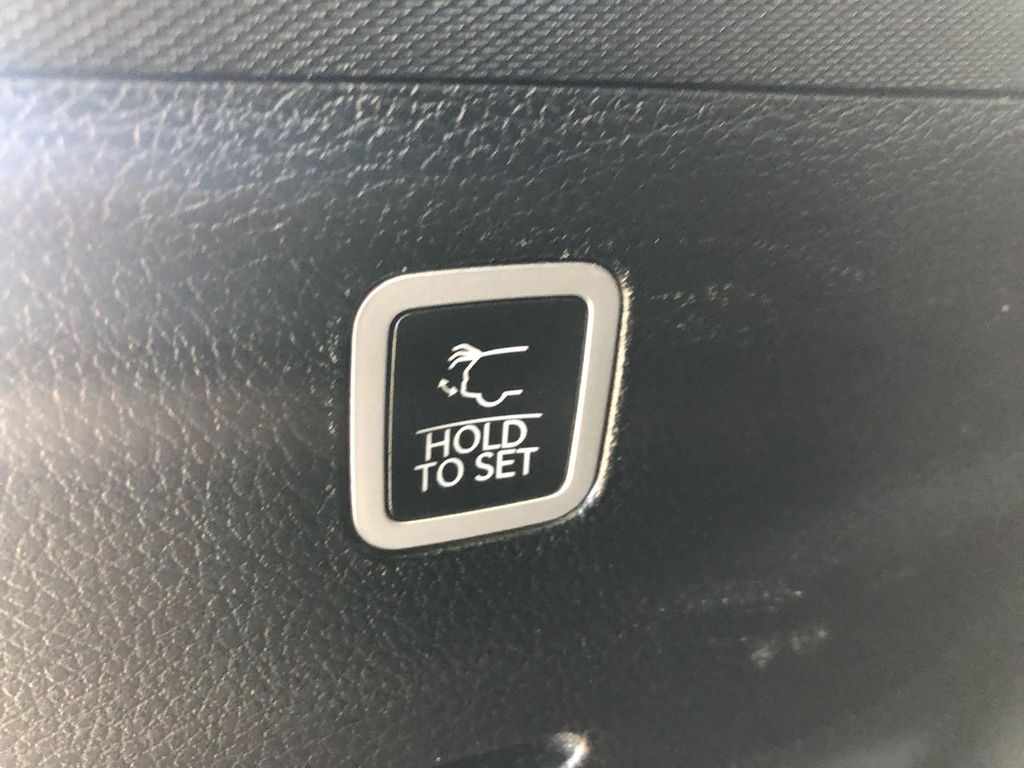 2024 Jeep Wagoneer L
