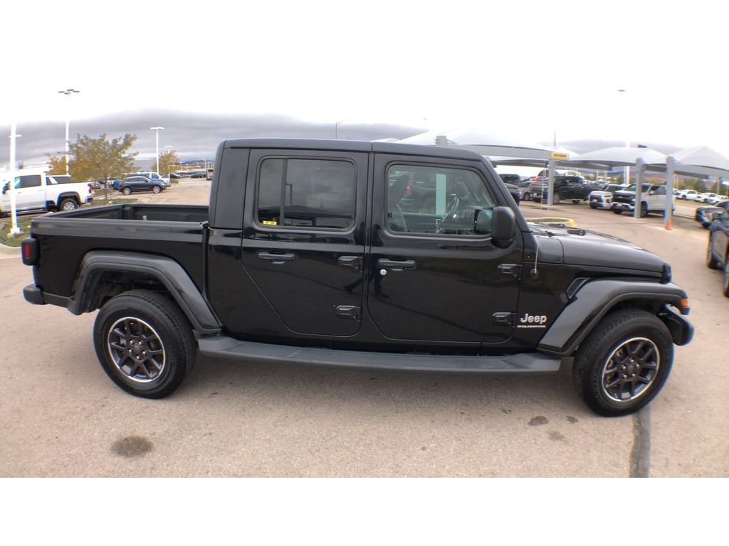 2023 Jeep Gladiator