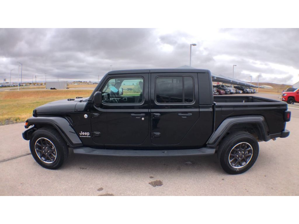 2023 Jeep Gladiator