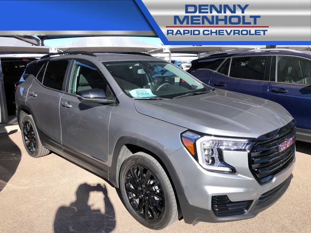 Used 2024 GMC Terrain SLE SUV