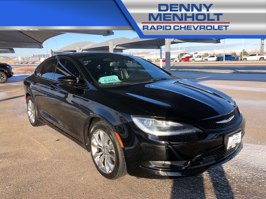 Used 2015 Chrysler 200 S Car