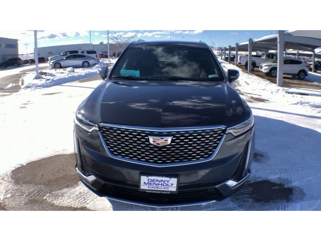 2023 Cadillac XT6