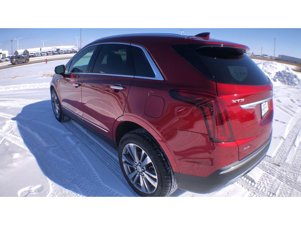 2024 Cadillac XT5