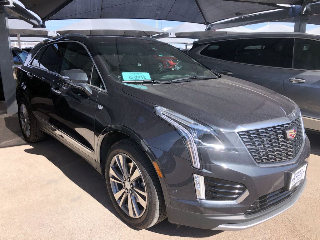 Used 2022 Cadillac XT5  Premium Luxury SUV