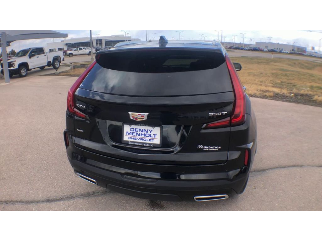 2024 Cadillac XT4