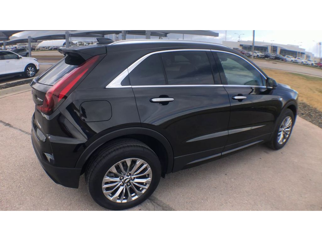 2024 Cadillac XT4