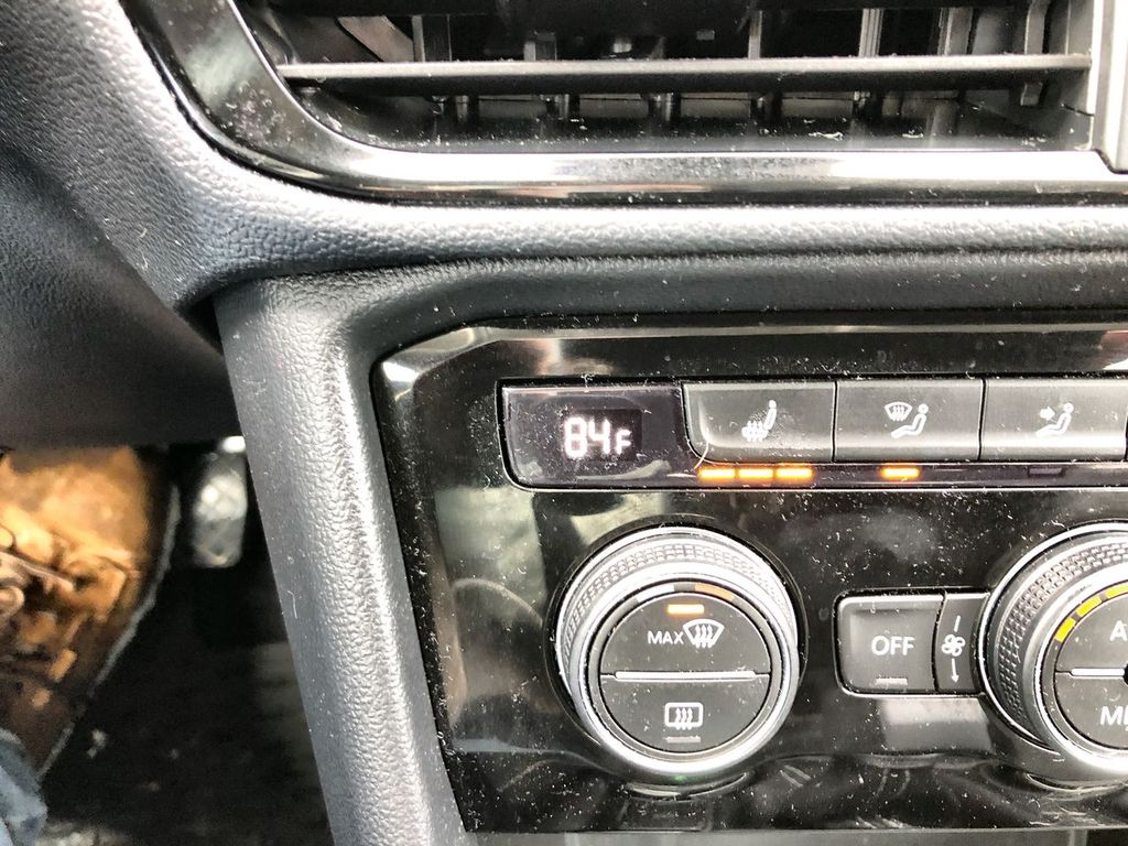 2024 Volkswagen Taos