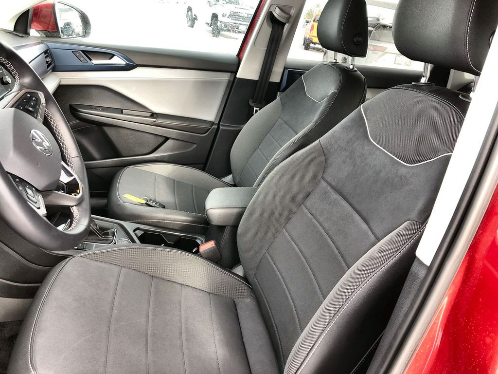 2024 Volkswagen Taos