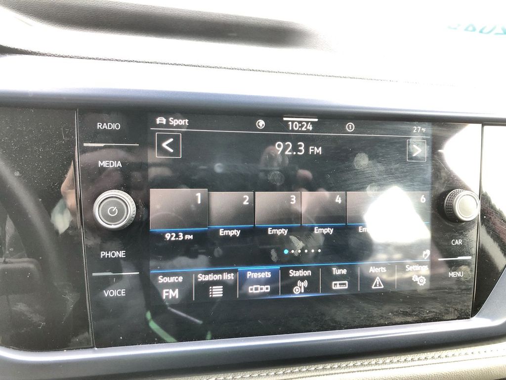 2024 Volkswagen Taos