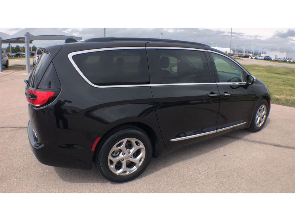 2023 Chrysler Pacifica
