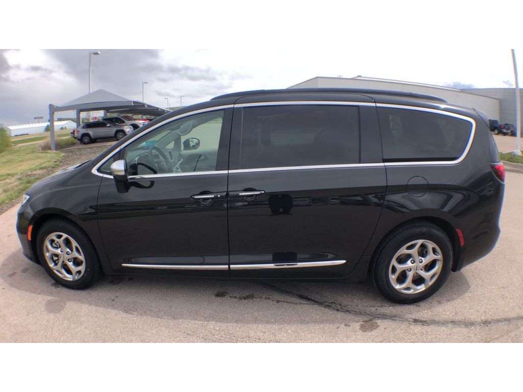 2023 Chrysler Pacifica