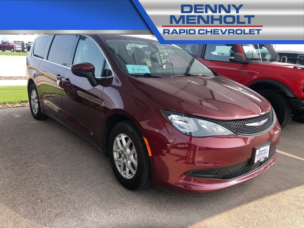 Used 2022 Chrysler Voyager LX Vans