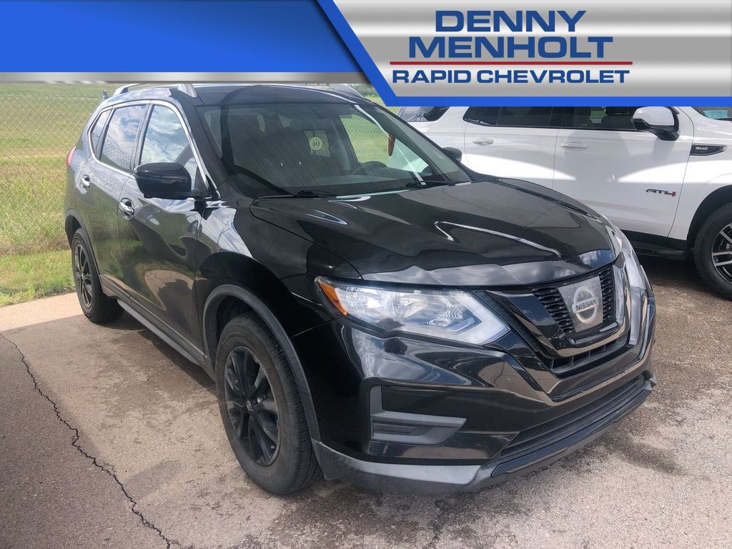 Used 2017 Nissan Rogue SV SUVs