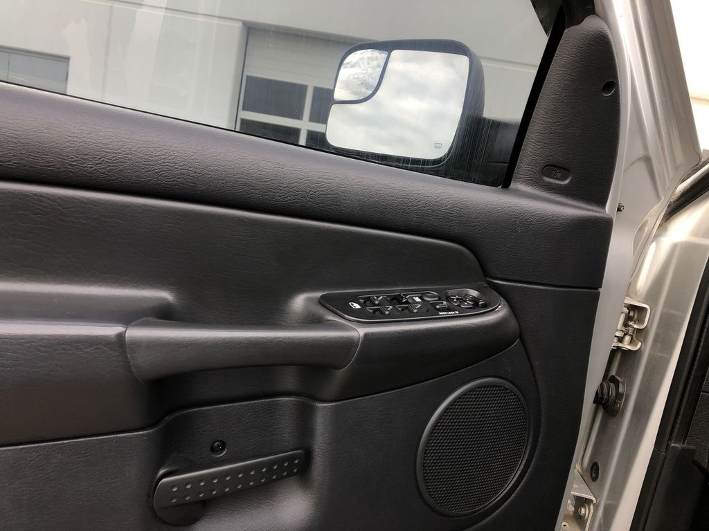 2003 Dodge Ram Pickup 3500