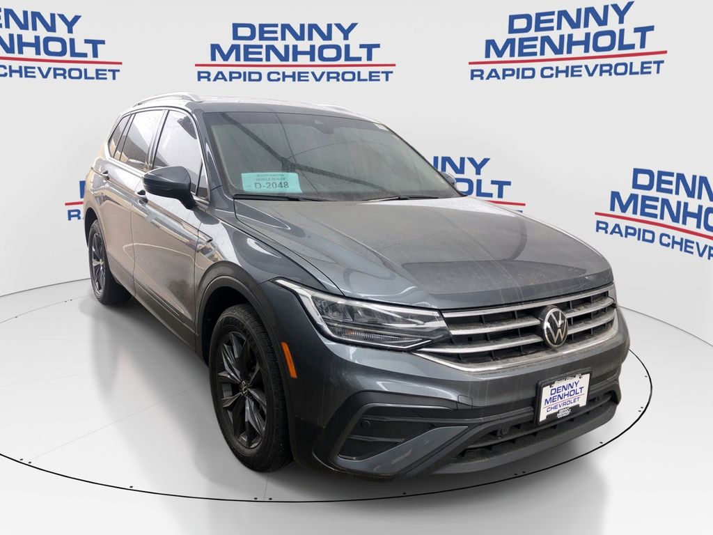 Used 2023 Volkswagen Tiguan SE SUVs